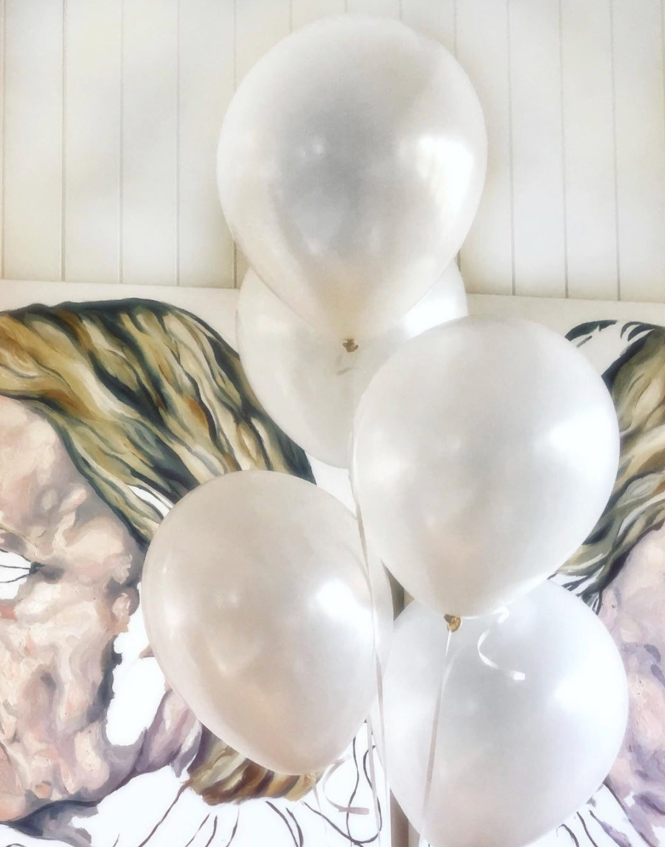 Pearl White Balloons Bouquet - Bickiboo Designs