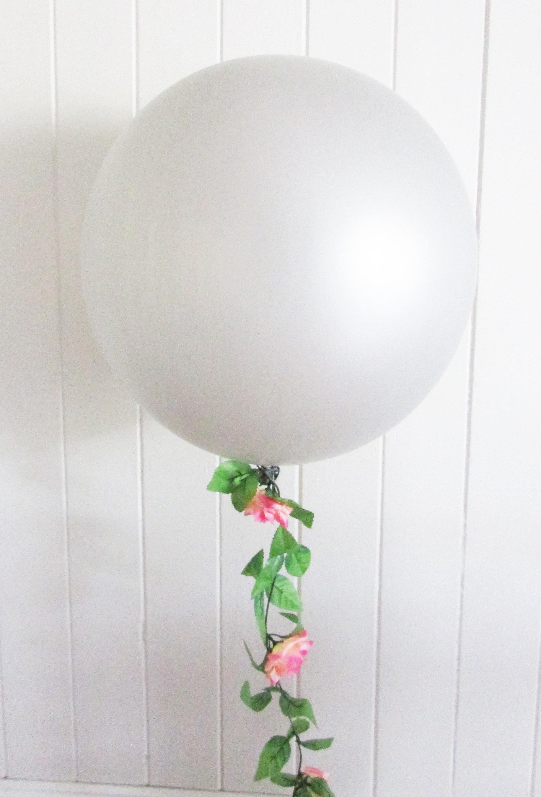 90cm Balloon with Rose Garland - Bickiboo Designs