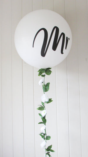 Balloon Tail -  White Peony Garland - Bickiboo Designs